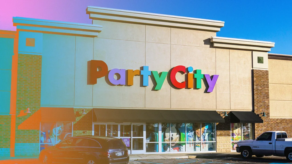 After closing all of its stores in 2024, Party City is officially back—in an une...