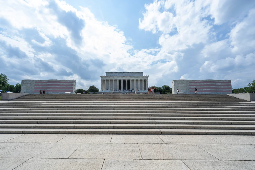 41 million names, 528 LED screens: This memorial recognizes every U.S. veteran from the Revolutionary War to today 41 million names, 528 LED screens: This memorial recognizes every U.S. veteran from the Revolutionary War to today