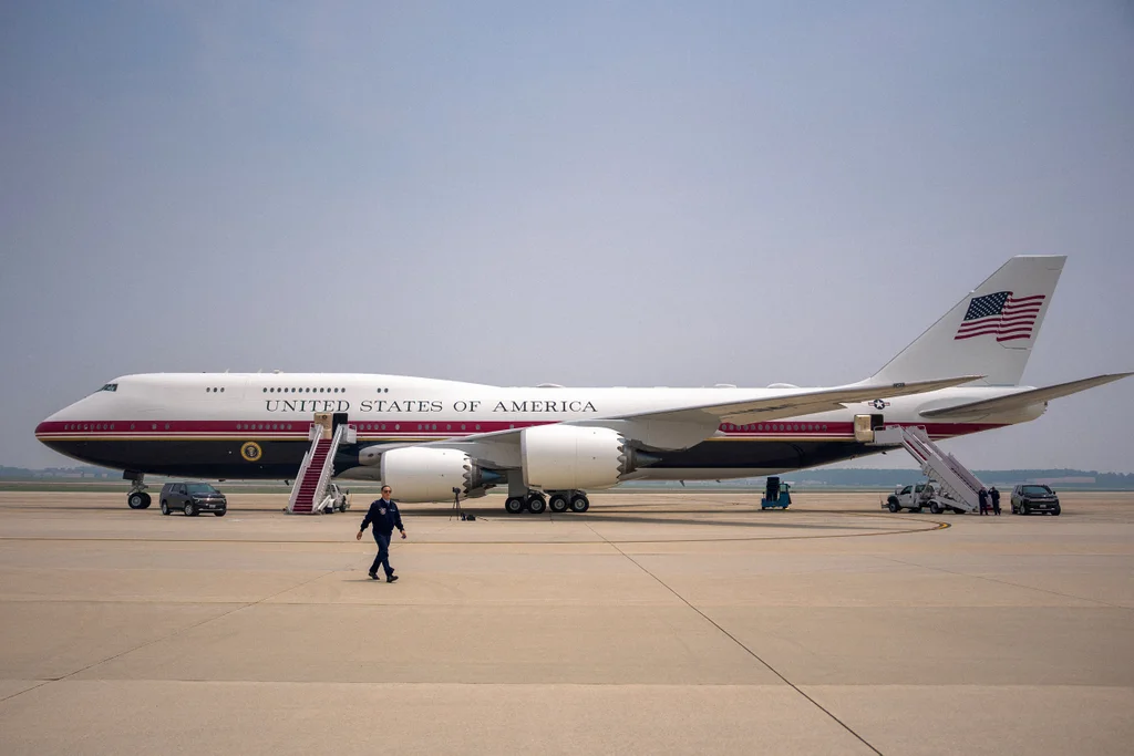 Trump fordert Nachrüstungen für Air Force One
