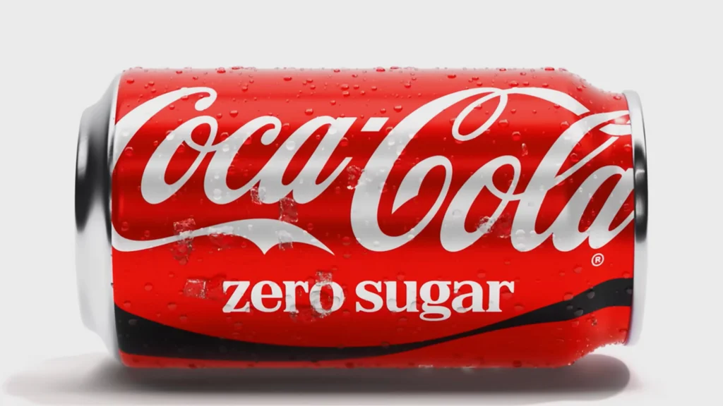 La nouvelle identité visuelle de Coca-Cola suscite des comparaisons avec le tabac