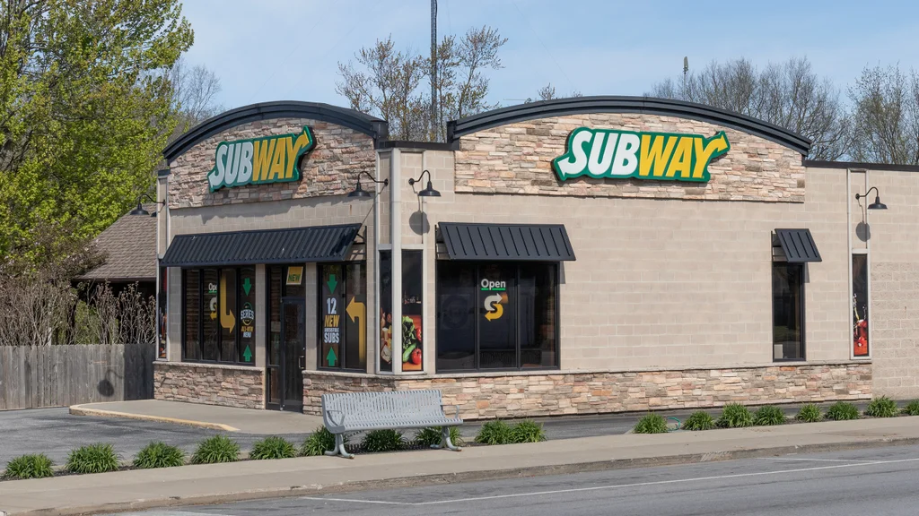 Subway hit with another franchisee bankruptcy: Will more stores close?