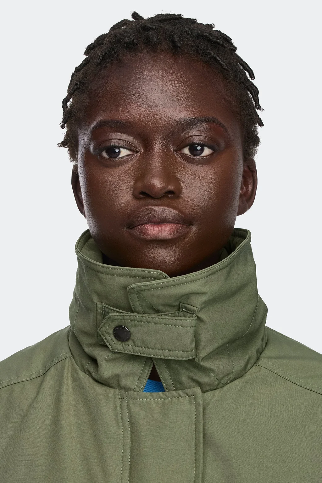 Otra vista de la chamarra Scout de Canada Goose