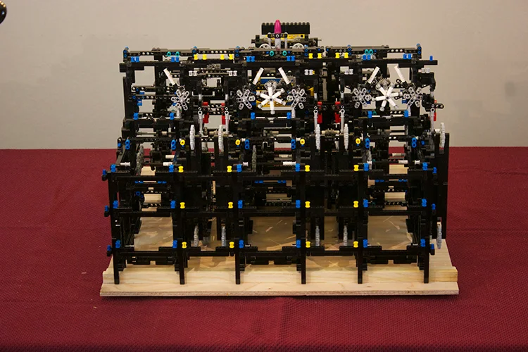 Machine Design Legos Apple Engineer Creates Elaborate Drawing Machine, Using Legos - Fast ...