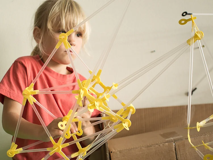 Toy Loop Construction A Toy Kit For Little Architects And Engineers - Fast Company