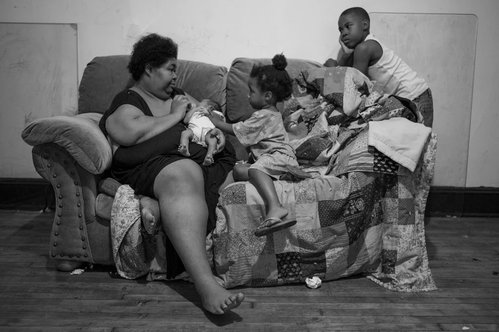 Heartbreaking Photos Of Eviction Day In America - Fast Company
