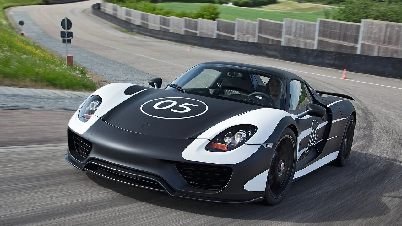The Plug-In Hybrid Of Your Dreams: Porsche 918 Spyder Supercar