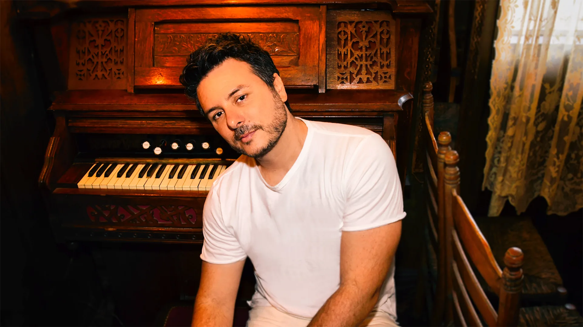 Watch The Floor online | YouTube TV (Free Trial), image size:1922x1080