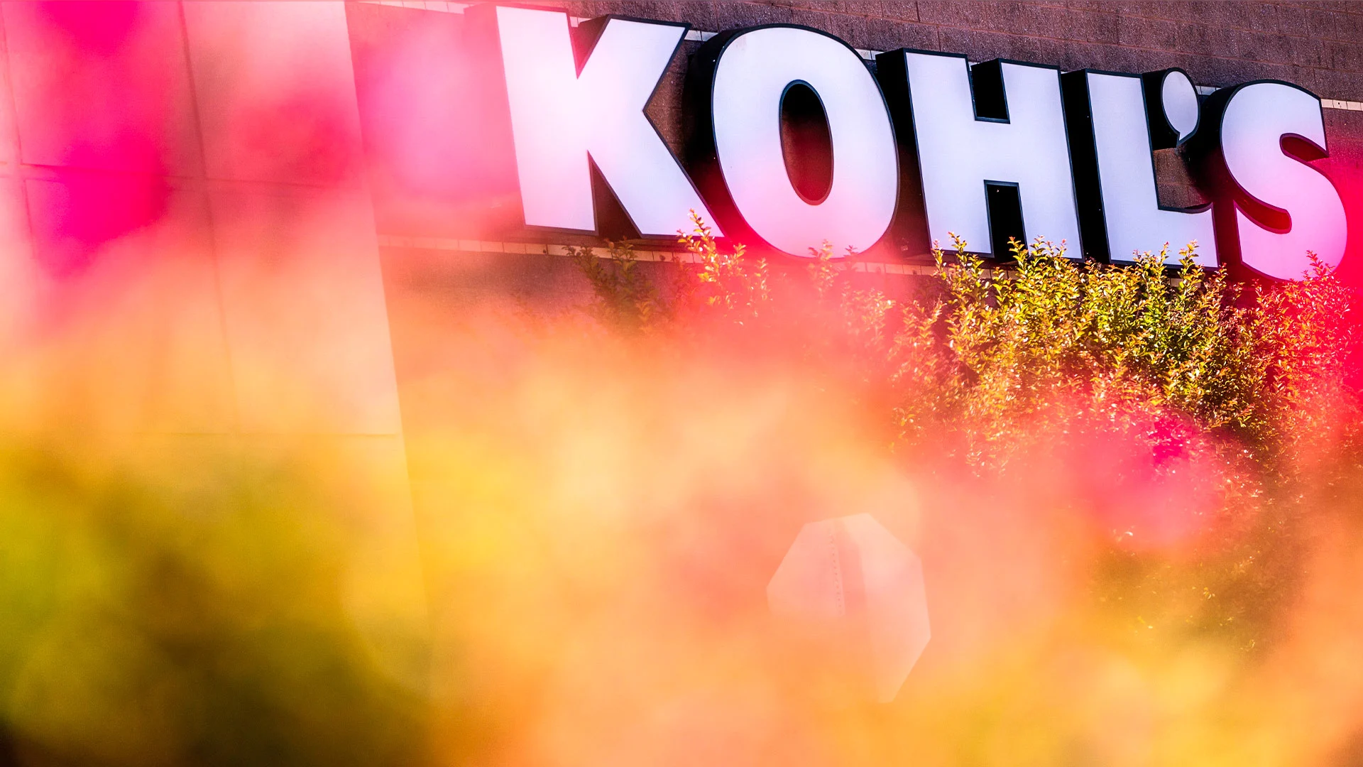 Kohl's Corp stock price tumbles as sales slump and CEO exits - Fast Company