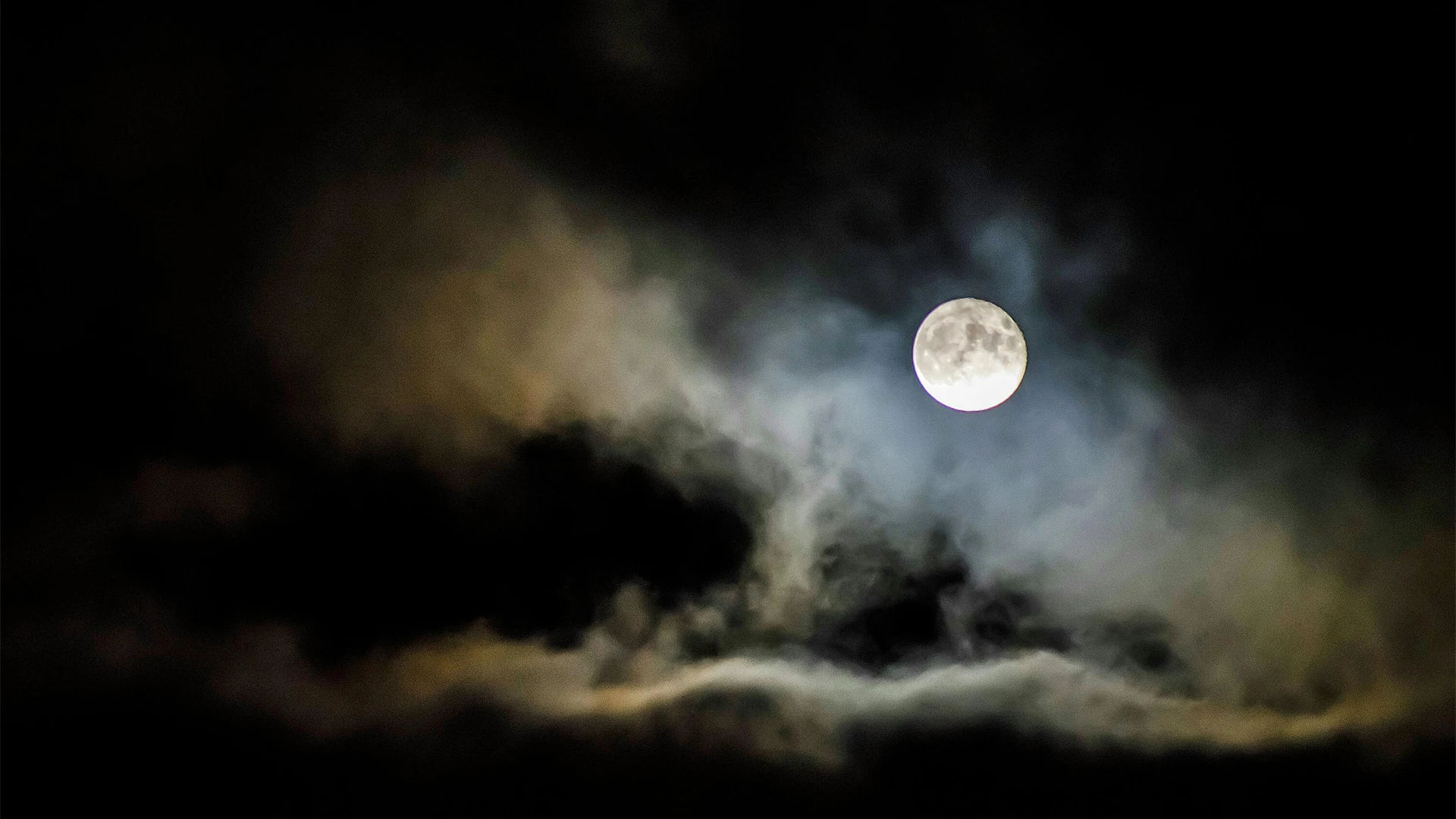 Full moon Dec 2024 tonight cold moon meaning, best view time Fast