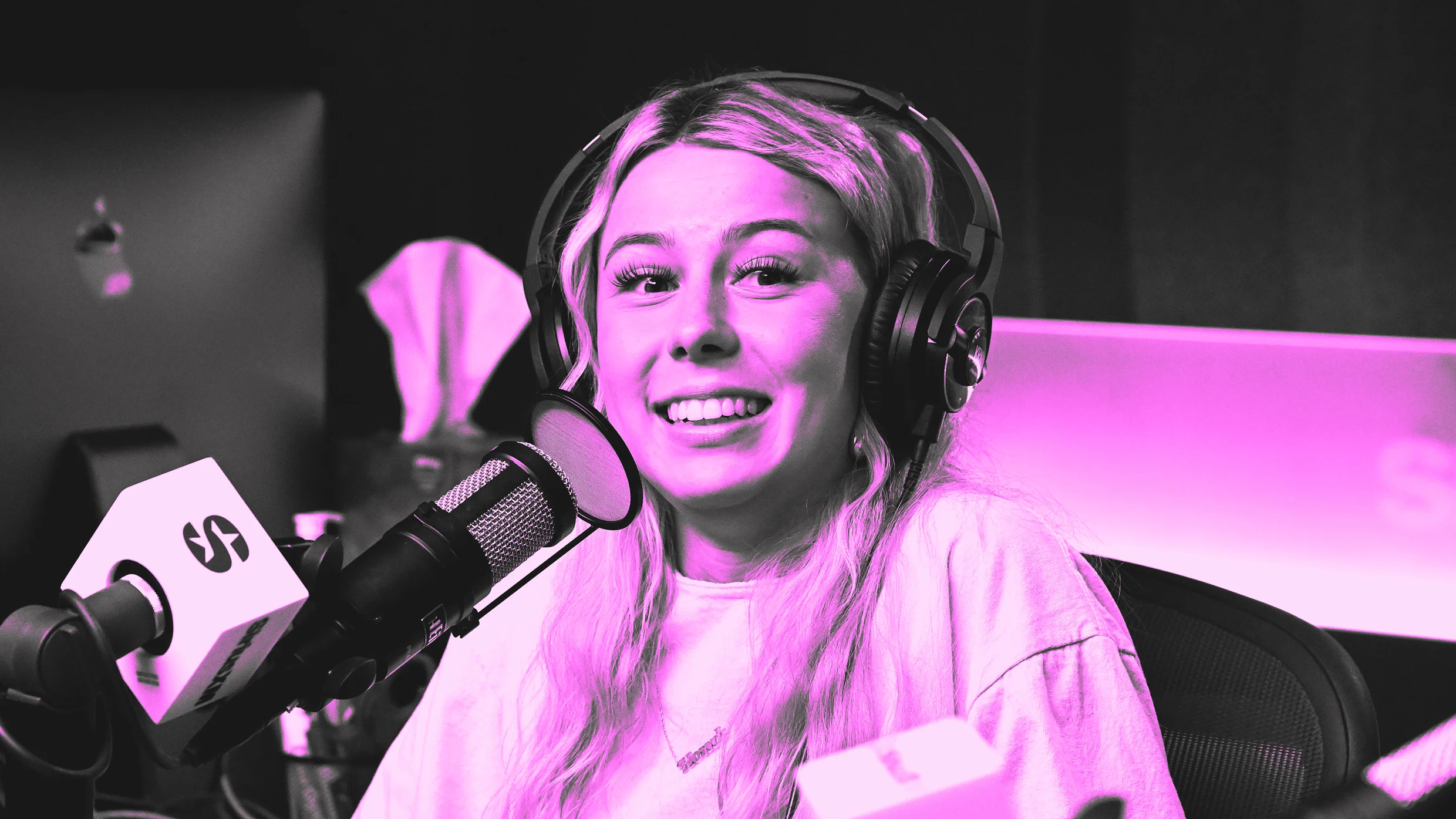 The Hawk Tuah girl remains radio silent after her crypto controversy - Fast  Company