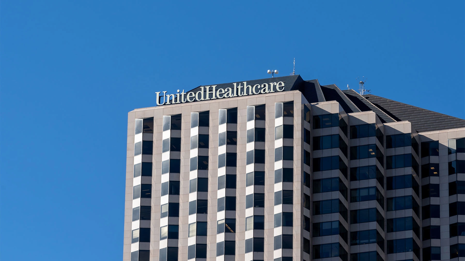 UnitedHealth Group stock price takes another tumble on report of alleged DOJ Medicare billing probe