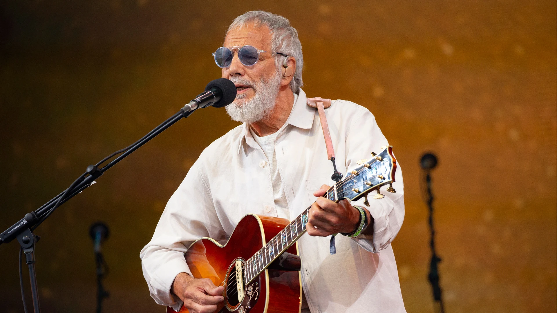 Kate Bush, Annie Lennox, and a slew of other stars are on this silent album. Here's why