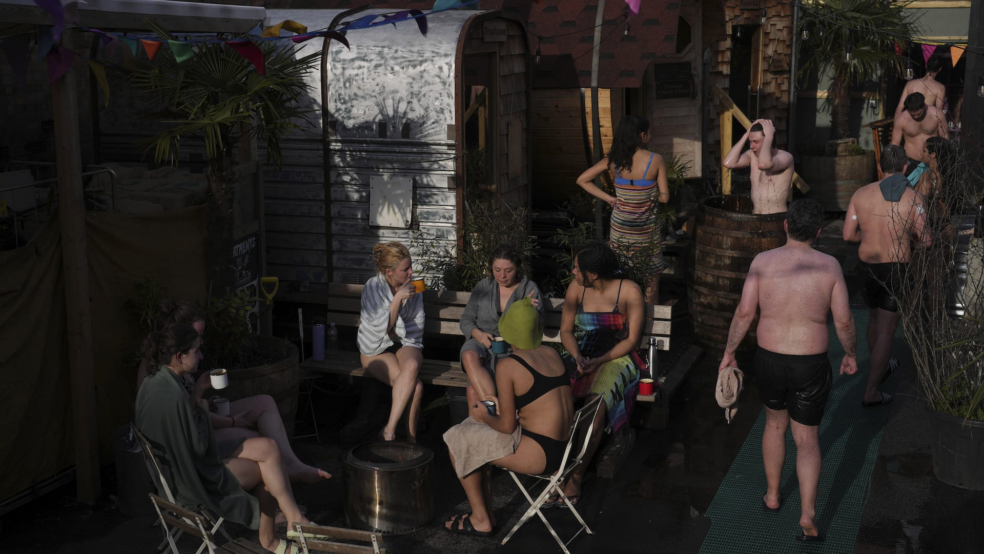 Communal saunas are on the rise in the U.K. Here's why