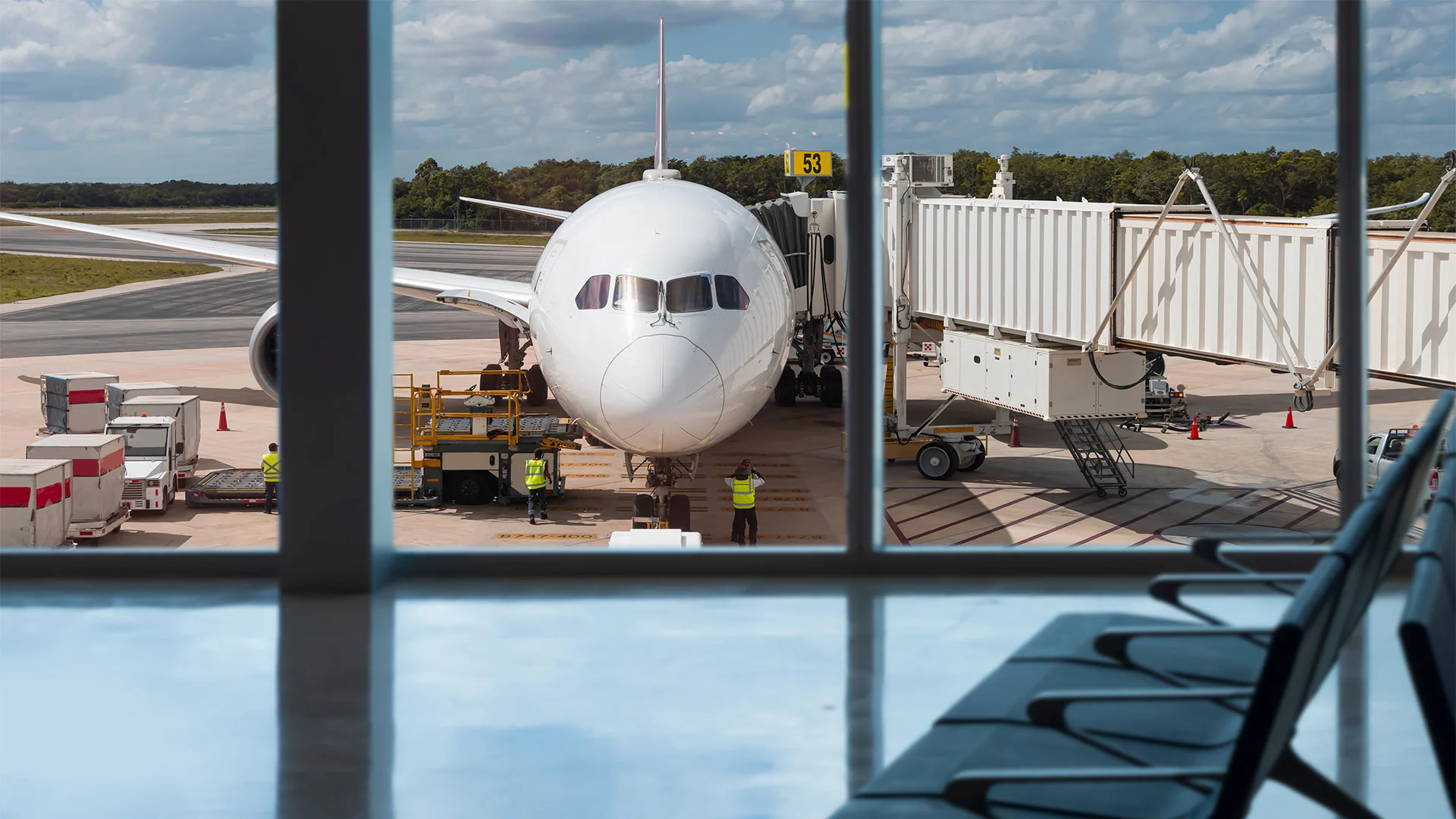 More Americans want to leave the country and live overseas. Many say cost of living is the top reason why