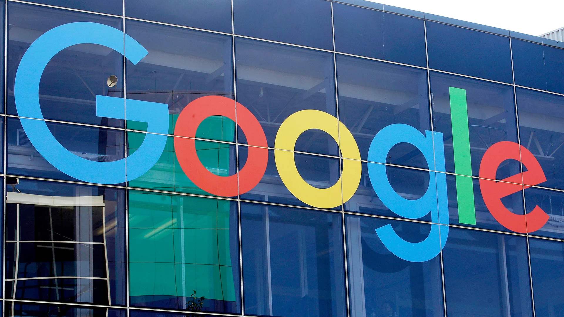 Google's profits skyrocketed 50% in Q1, beating expectations
