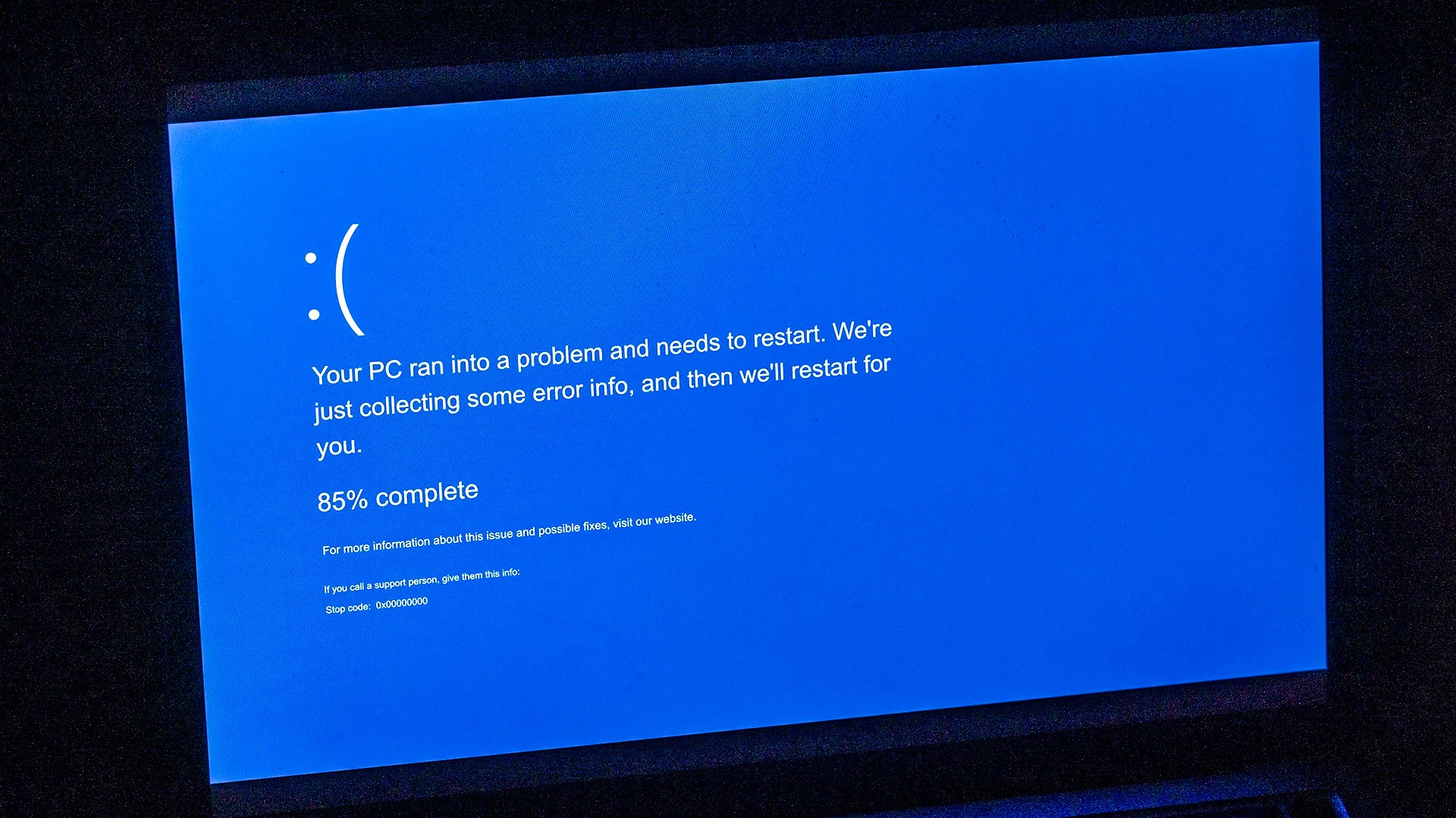 Microsoft Blue Screen Of Death Is Going Away RIP Windows Icon Fast Microsoft Blue Screen Of Death Is Going Away RIP Windows Icon Fast