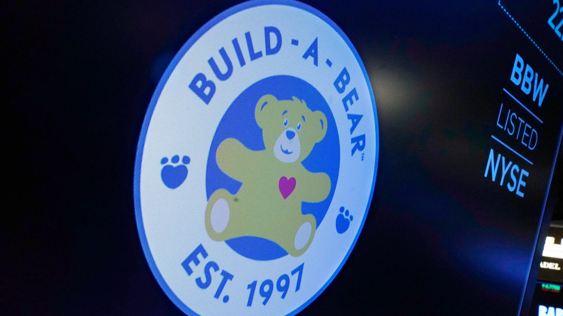 Build-A-Bear shares continue to soar even with tariffs and struggling mall traffic
