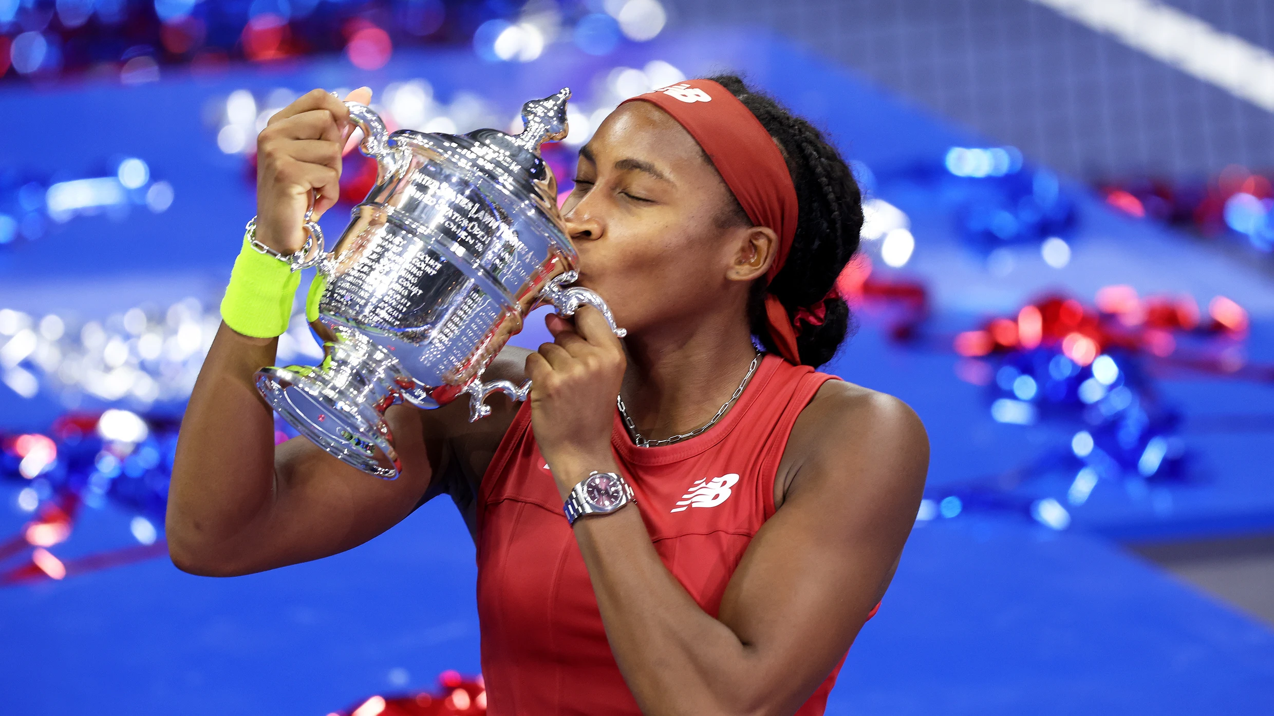 U.S. Open trophy replicas have been smaller for women champs than men. Not anymore