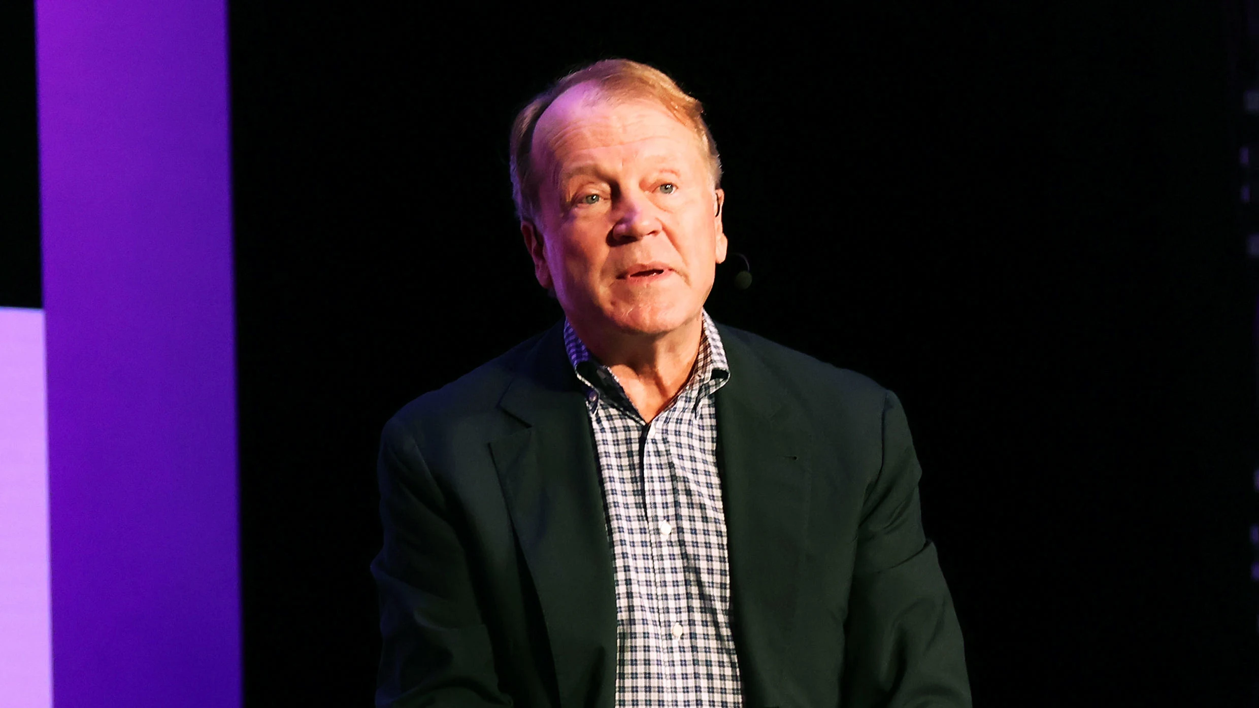 Former Cisco CEO talks about AI's parallels to the internet, job market shifts, and China