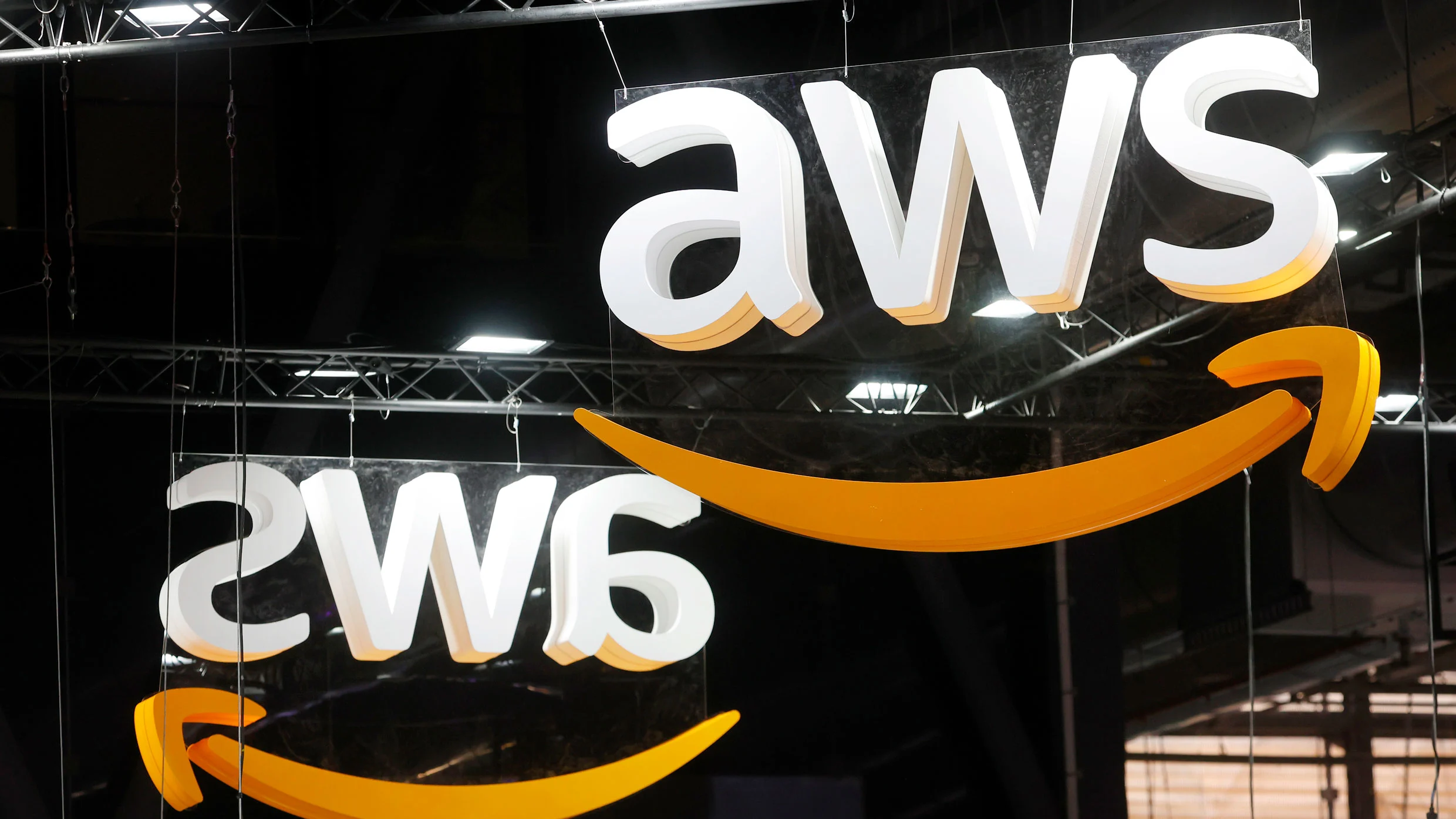 The AWS outage reveals the web's massive centralization problem
