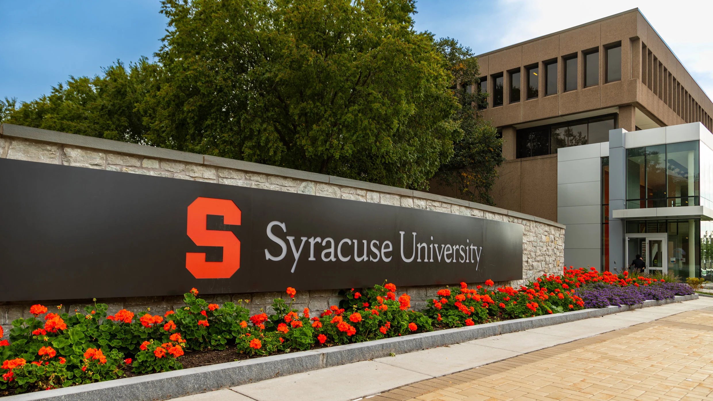 Syracuse University wants to train the influencers of tomorrow
