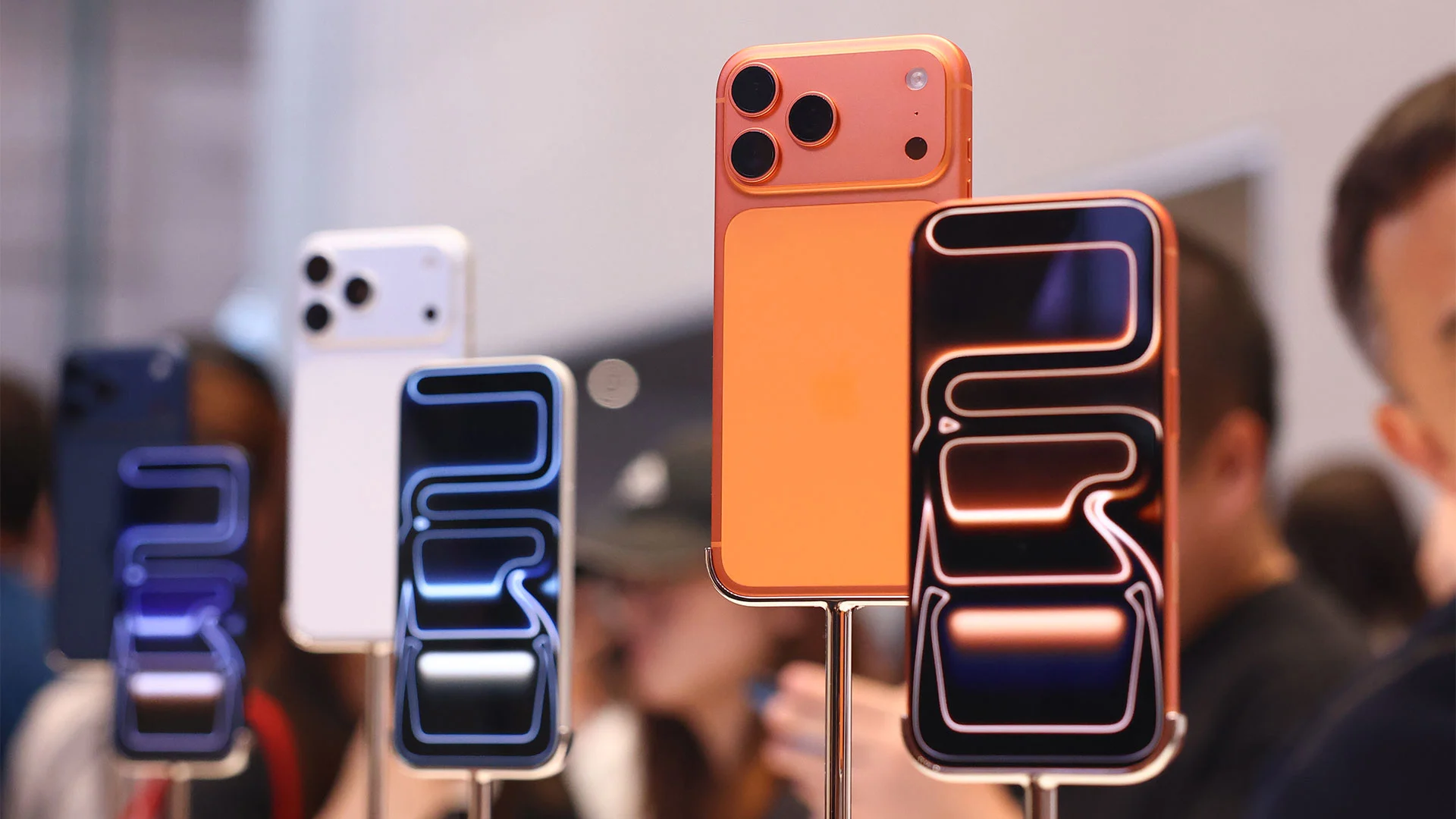 Apple suppliers Qorvo and Skyworks to merge, creating a $22 billion chip giant