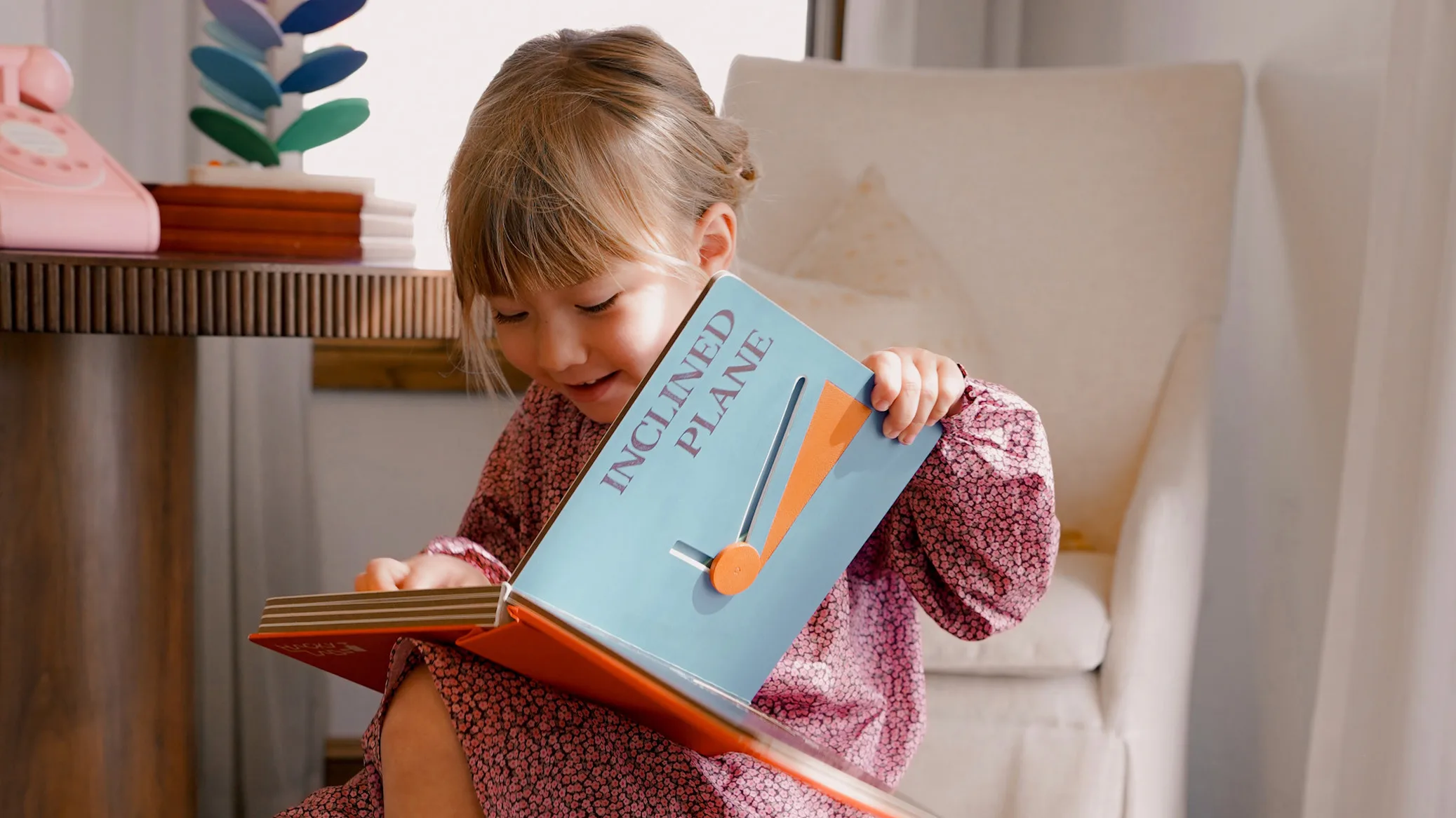 This incredible book can explain physics to a 2-year-old