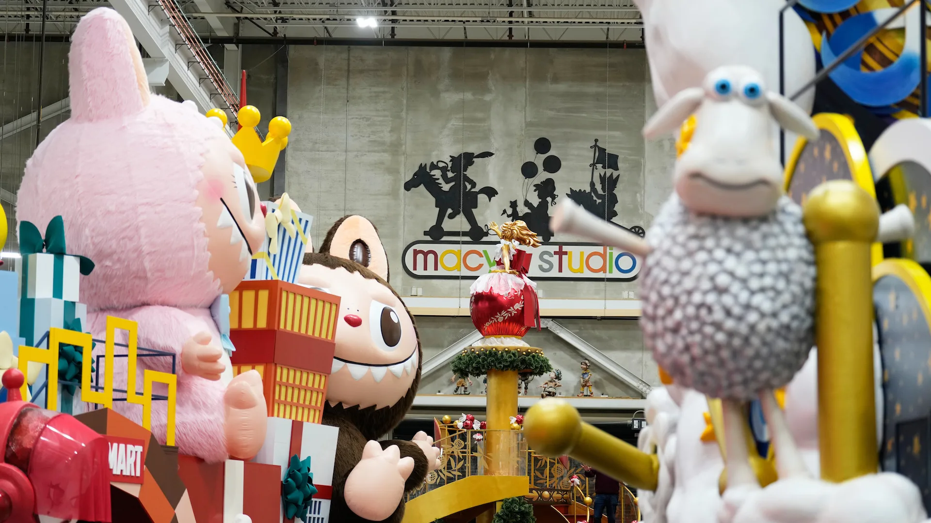 Macy's Thanksgiving Day Parade: New balloons, musical acts-and of course, 'KPop Demon Hunters'