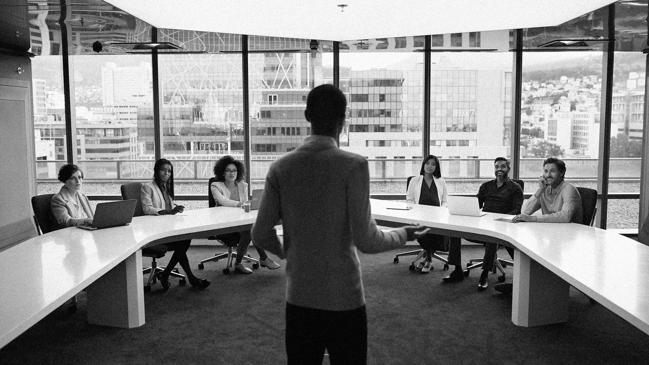 CEOs: Don't use 'we' when apologizing