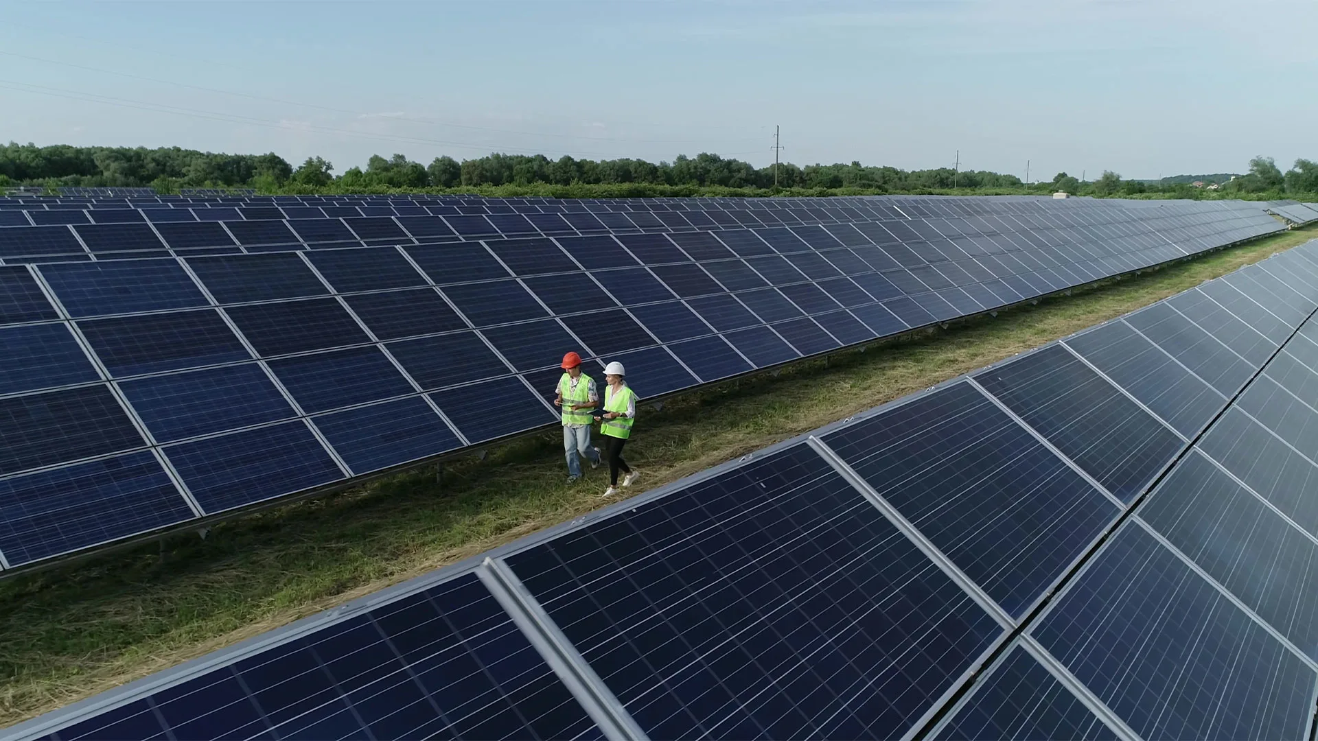 Why renewable energy isn't replacing fossil fuels faster