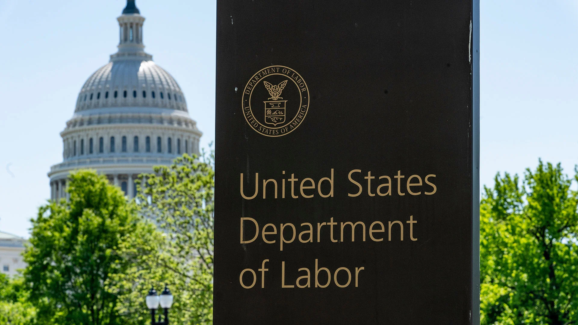 Upcoming U.S. jobs report, delayed by government shutdown, will likely show sluggish hiring