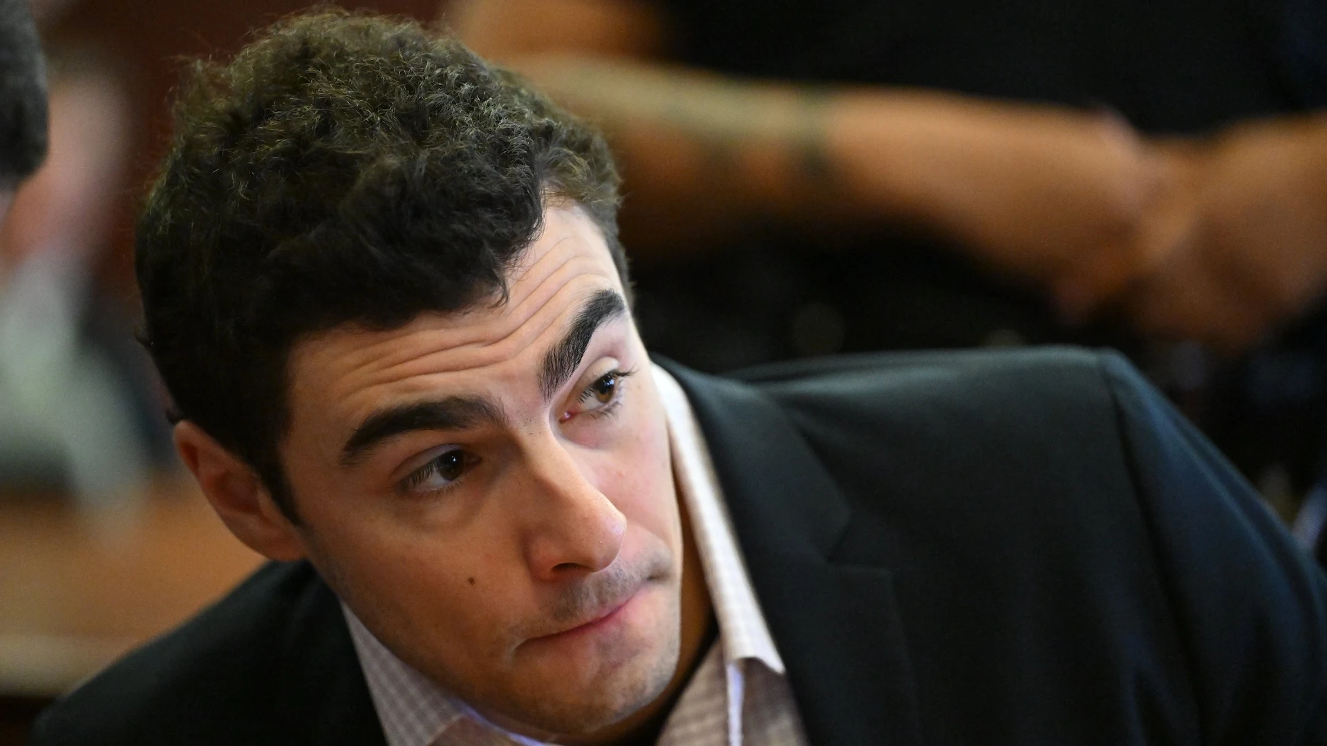 Luigi Mangione hearing: Officer recalls arrest at McDonald's