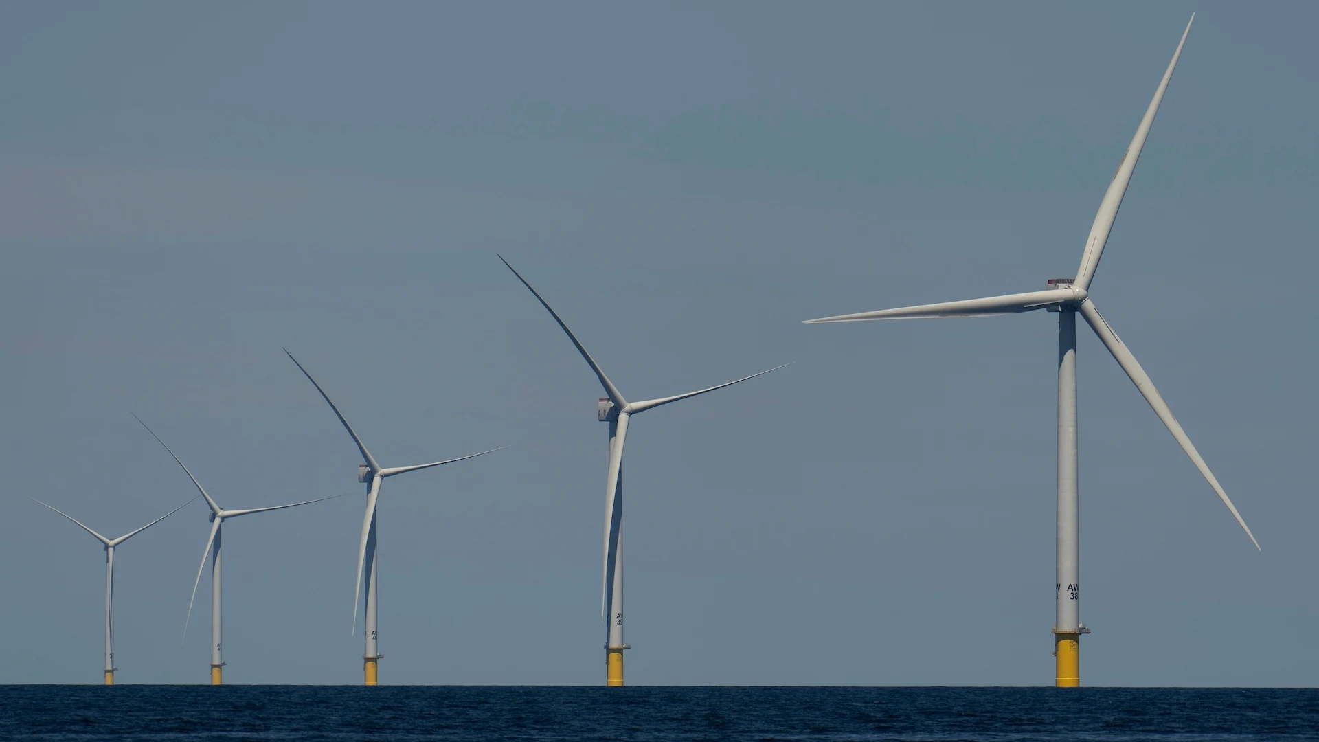 Trump administration suspends 5 offshore wind projects, citing national security risks