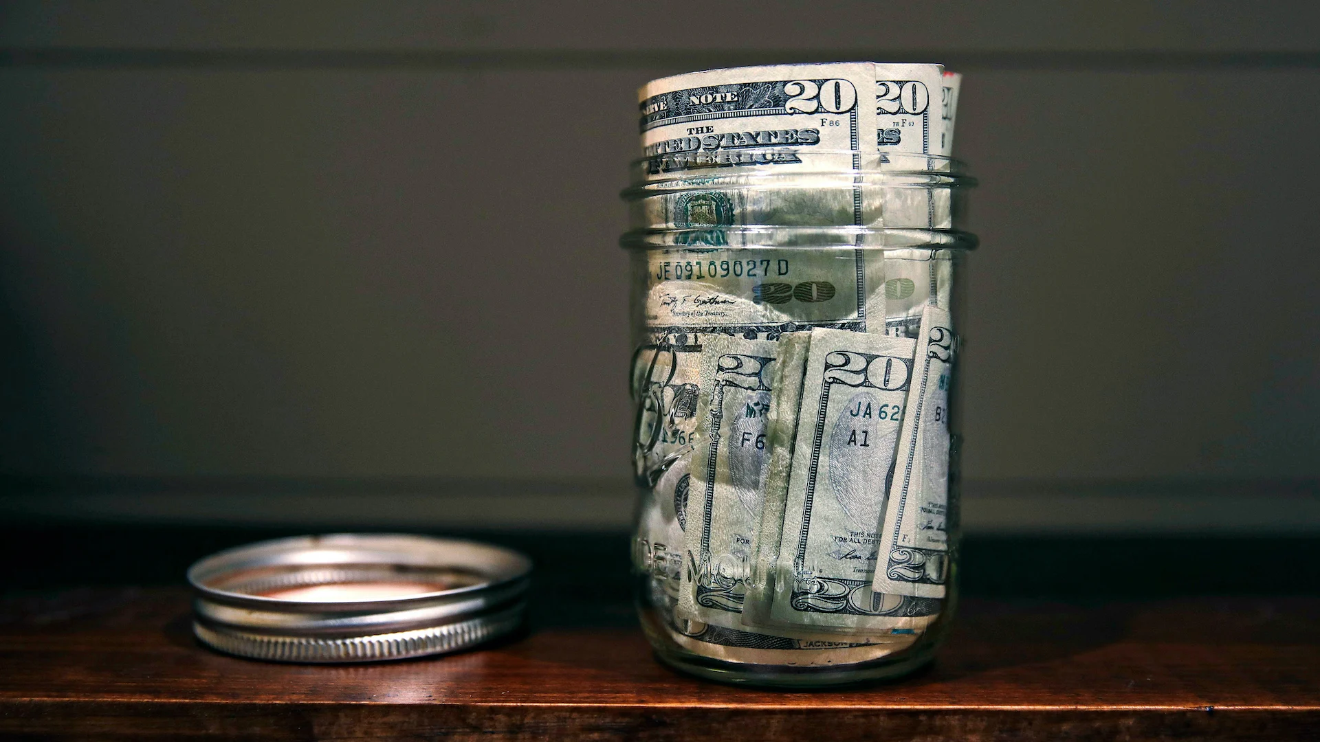 Realigning your money in 2026: How to pay off debt and build savings