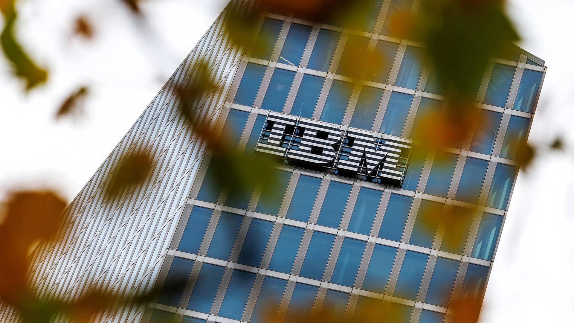 CFLT stock price: IBM deal to buy Confluent for $11 billion shows investors still think AI is popping