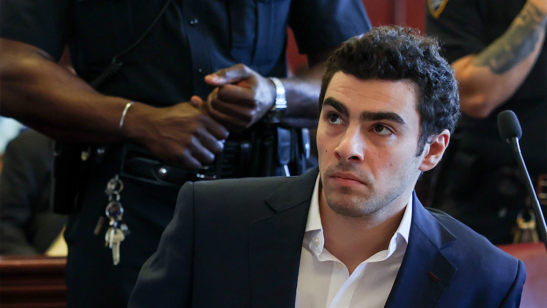 Luigi Mangione heads to federal court in Manhattan as he fights to block the death penalty