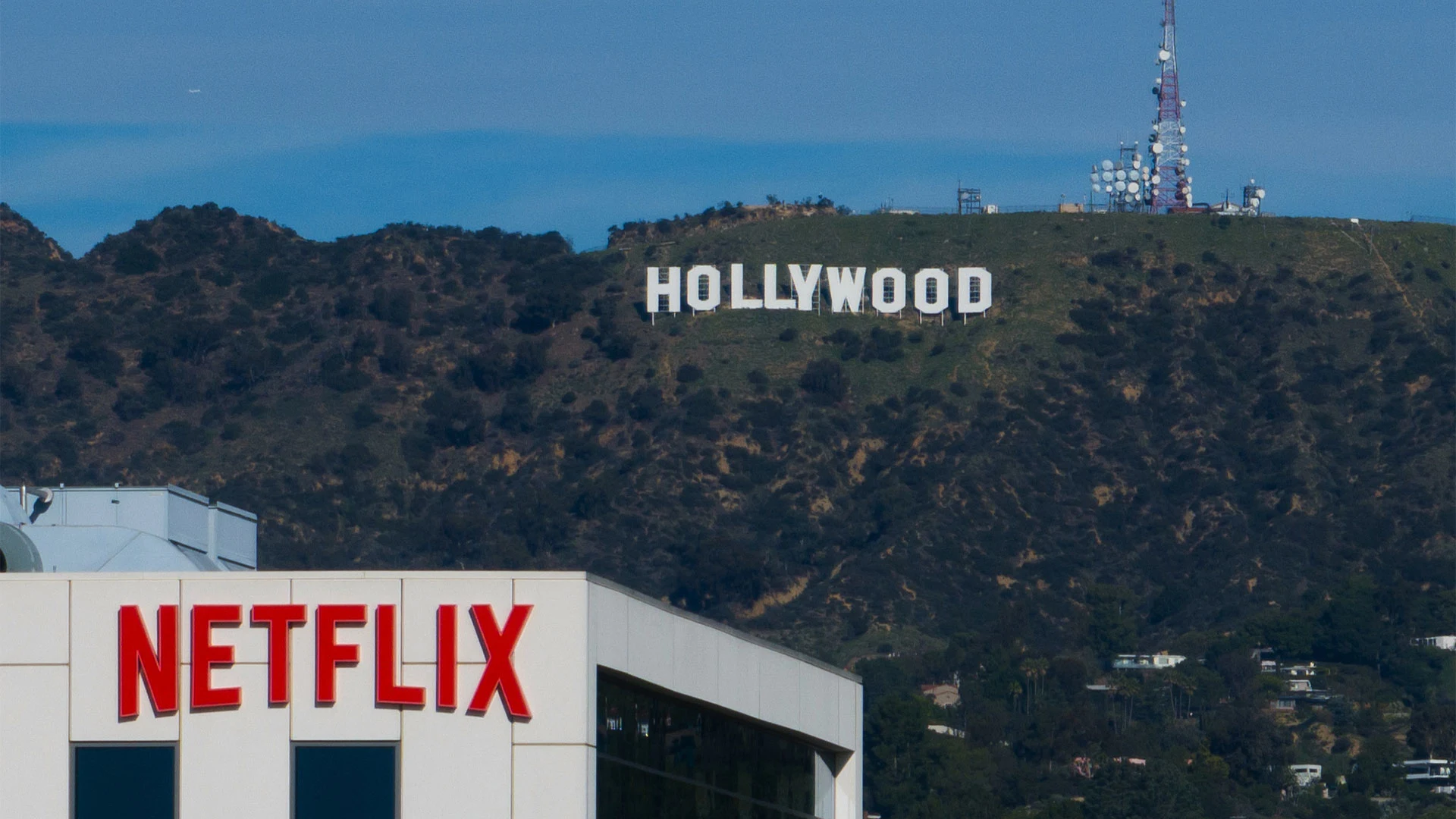 Warner Bros. rejects takeover bid from Paramount, siding with Netflix's offer