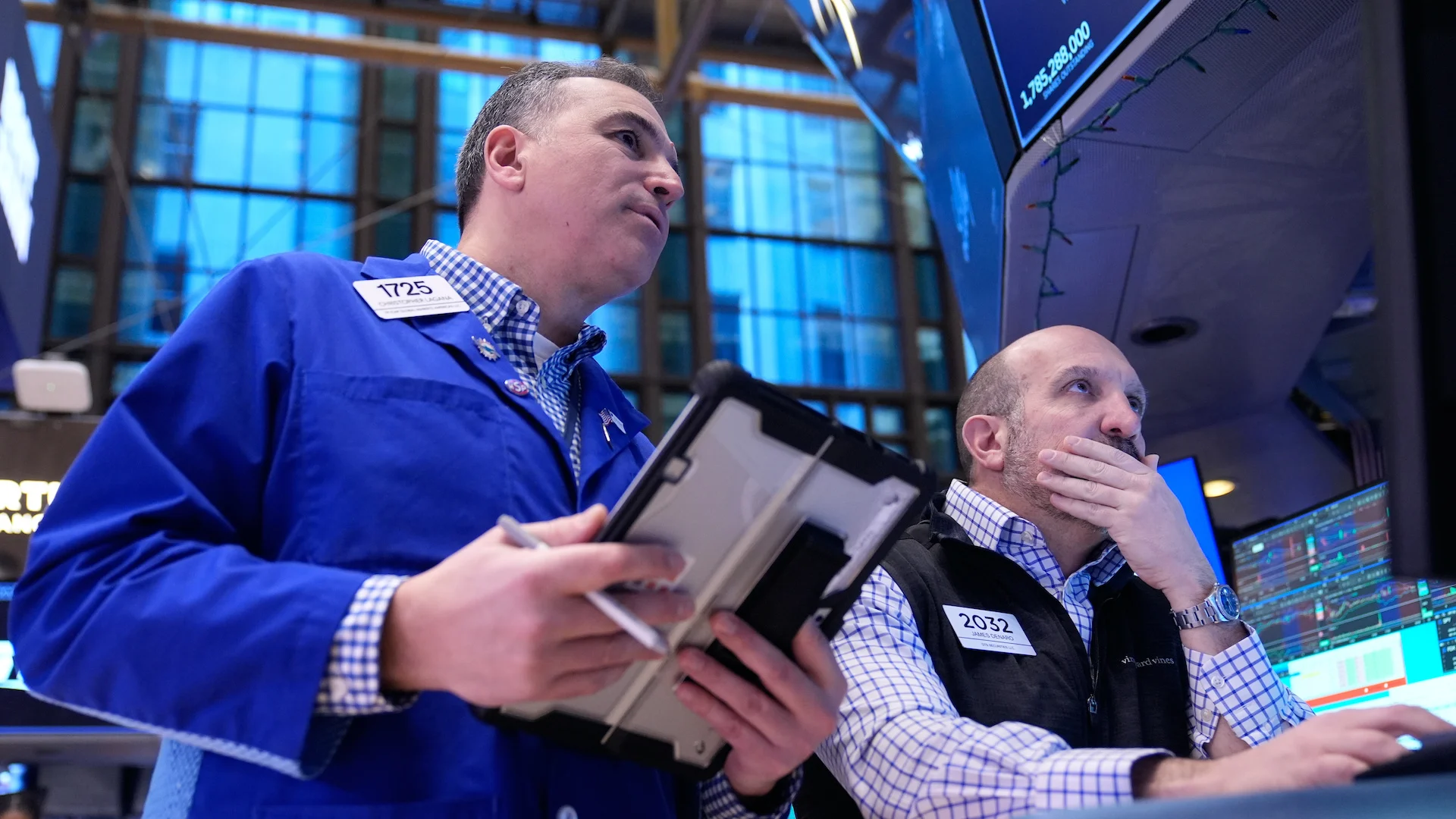 Stock market ticks up toward records after mixed job market data