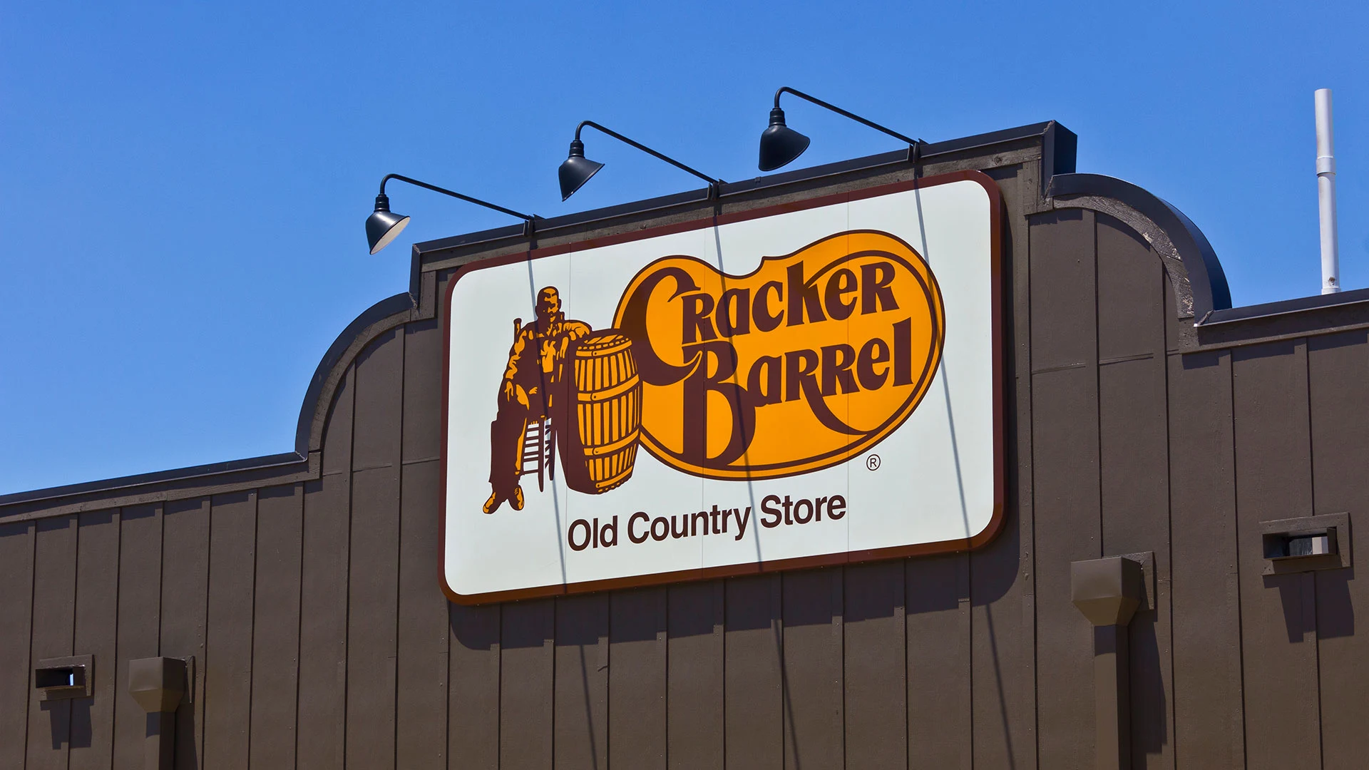 Cracker Barrel's new dining rule is not actually new, it says