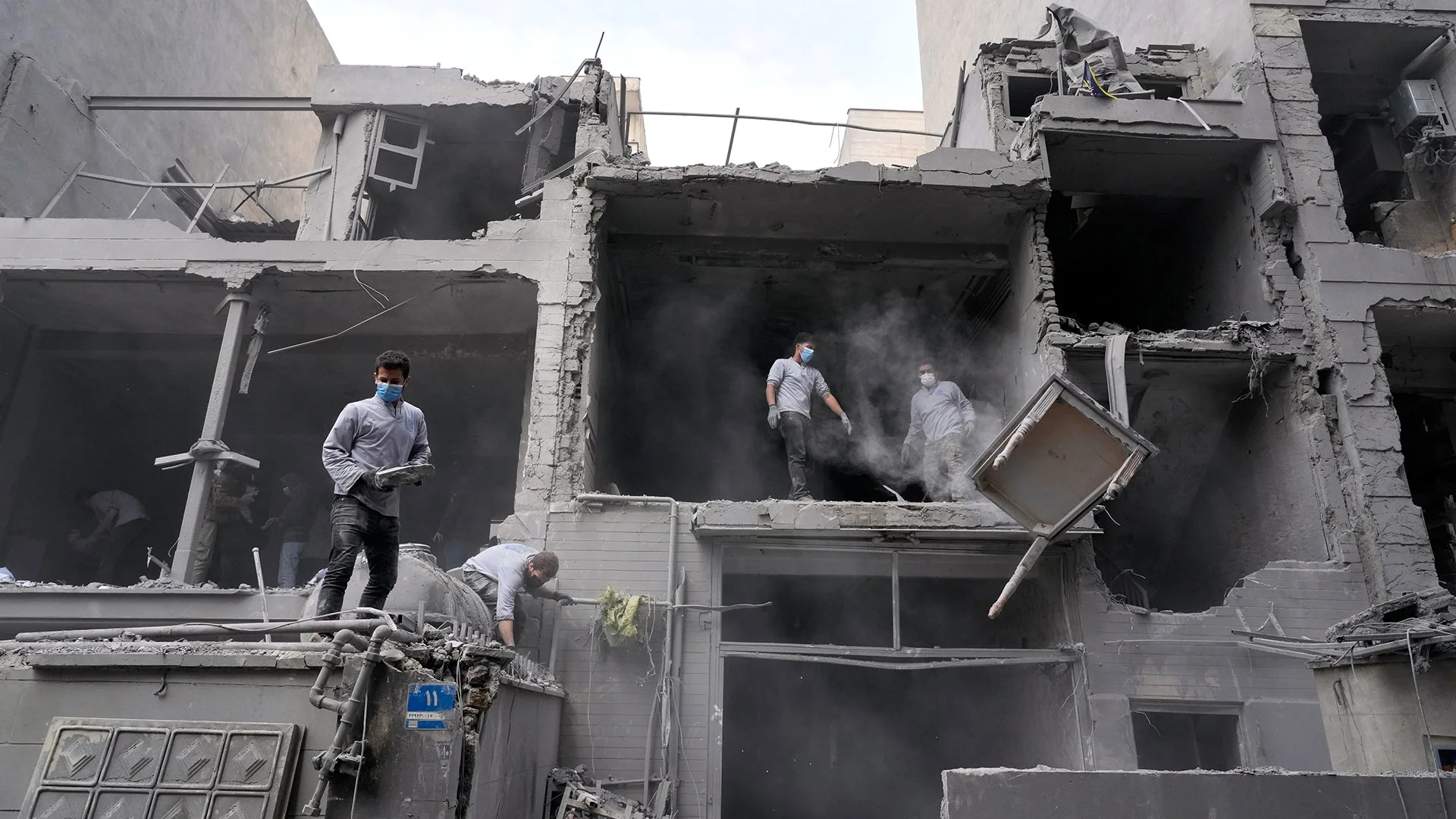 Trump is demanding 'about 7' countries unite to police the Strait of Hormuz, Iran's critical oil shipping waterway