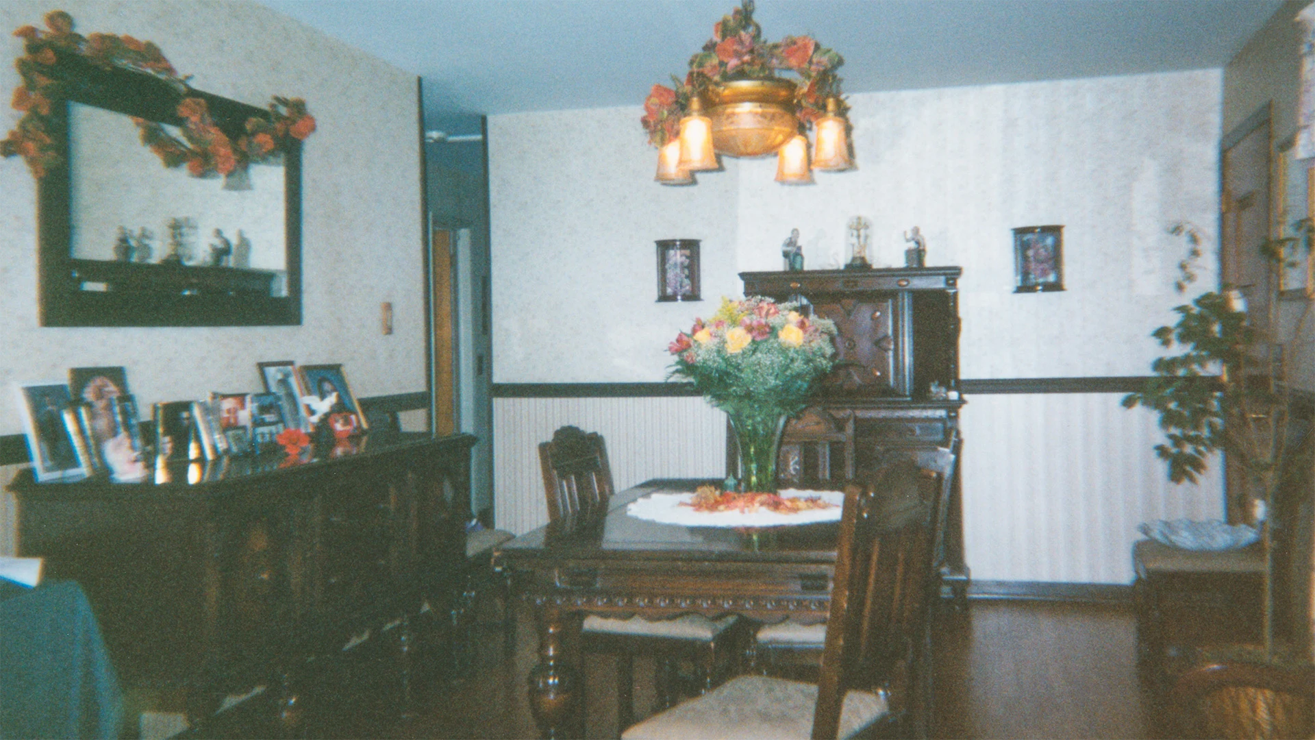 Toyota built a fake dining room to teach execs about American size. It's a lesson for every leader