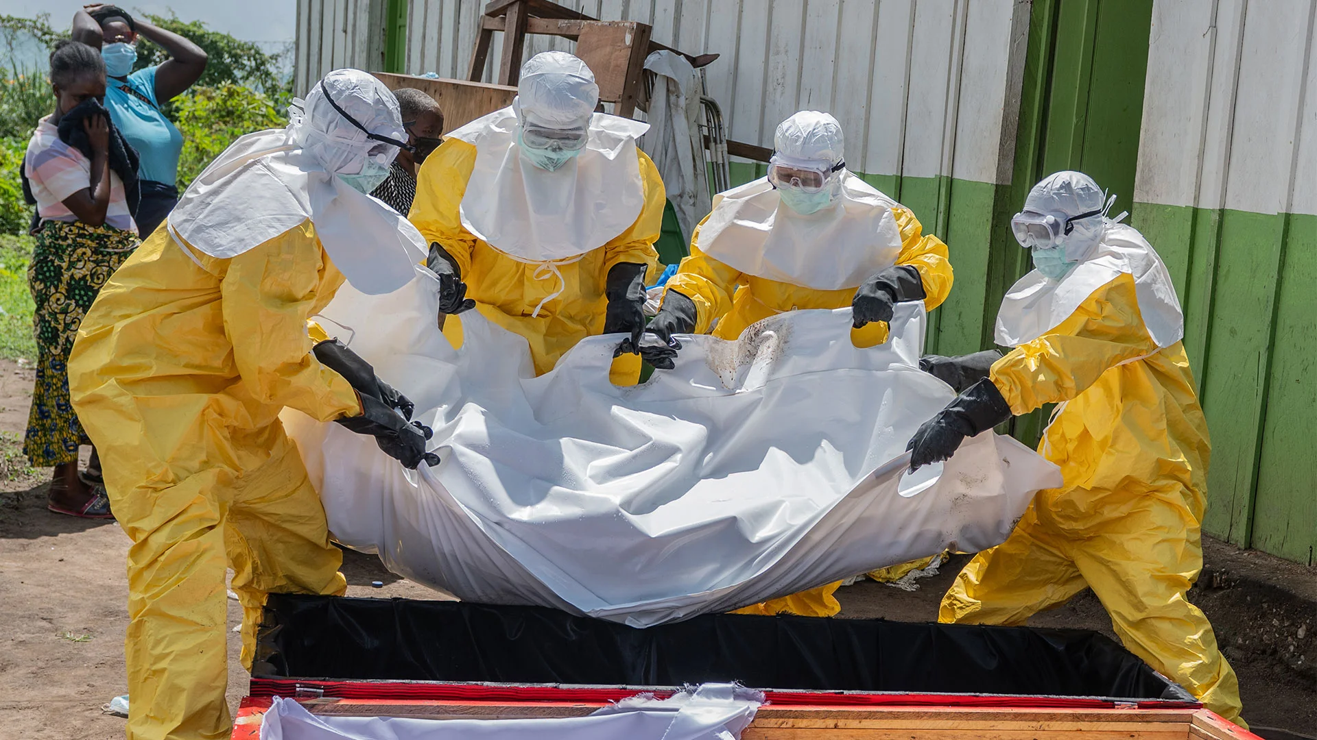 The Ebola outbreak is 'gaining momentum' in Congo, warns aid groups