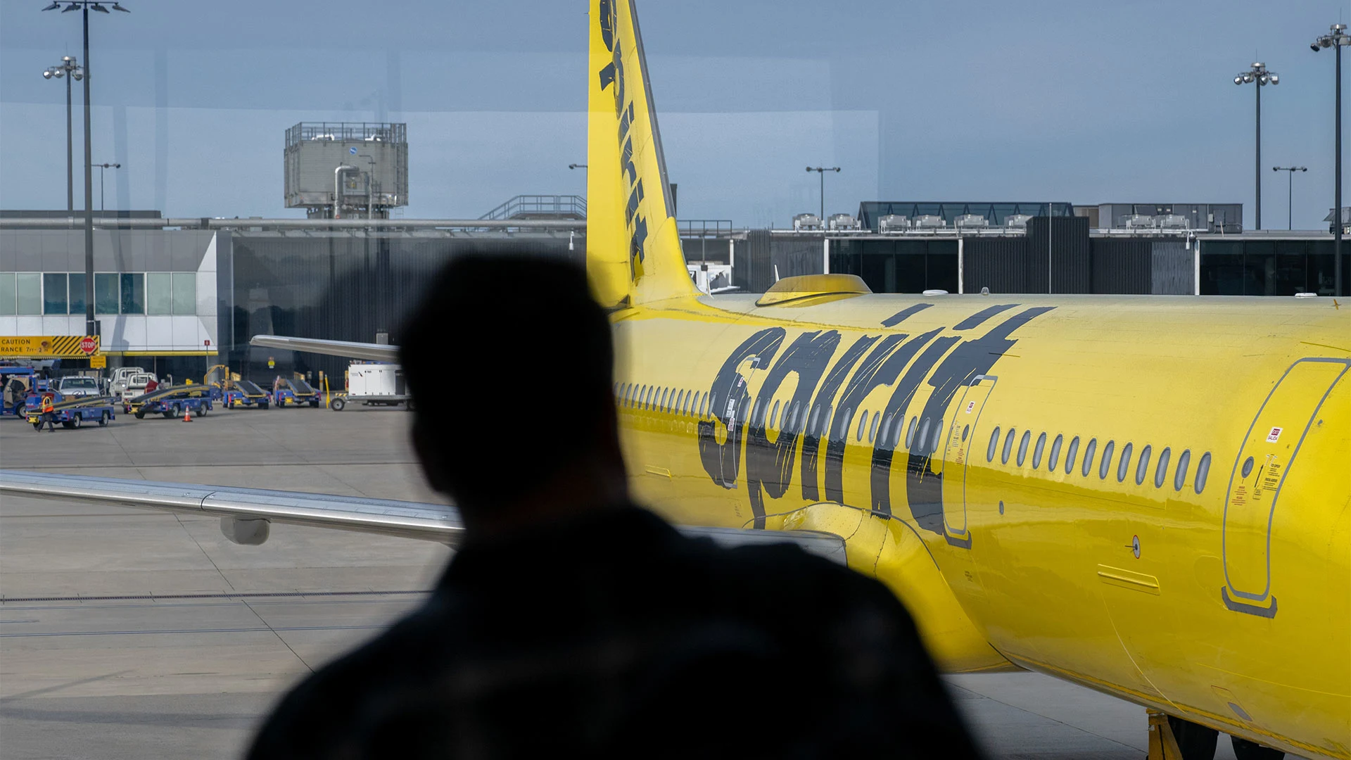fastcompany.com - Sarah Fielding - Spirit Airlines employees, adrift with no severance or healthcare, turn to GoFundMe after company collapse