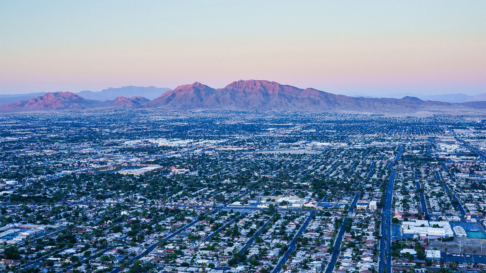 Americans are staying put in these 5 cities—and flocking to these 5 others