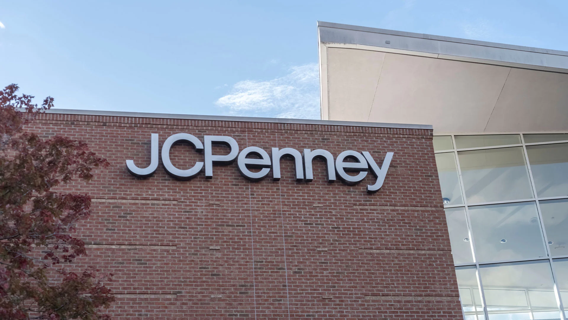 JCPenney is closing more stores as malls struggle: See a list of doomed location...