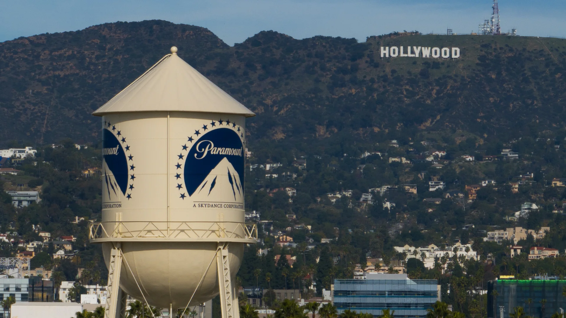 fastcompany.com - Associated Press - Judge halts Paramount and Warner merger for at least two weeks per states' request