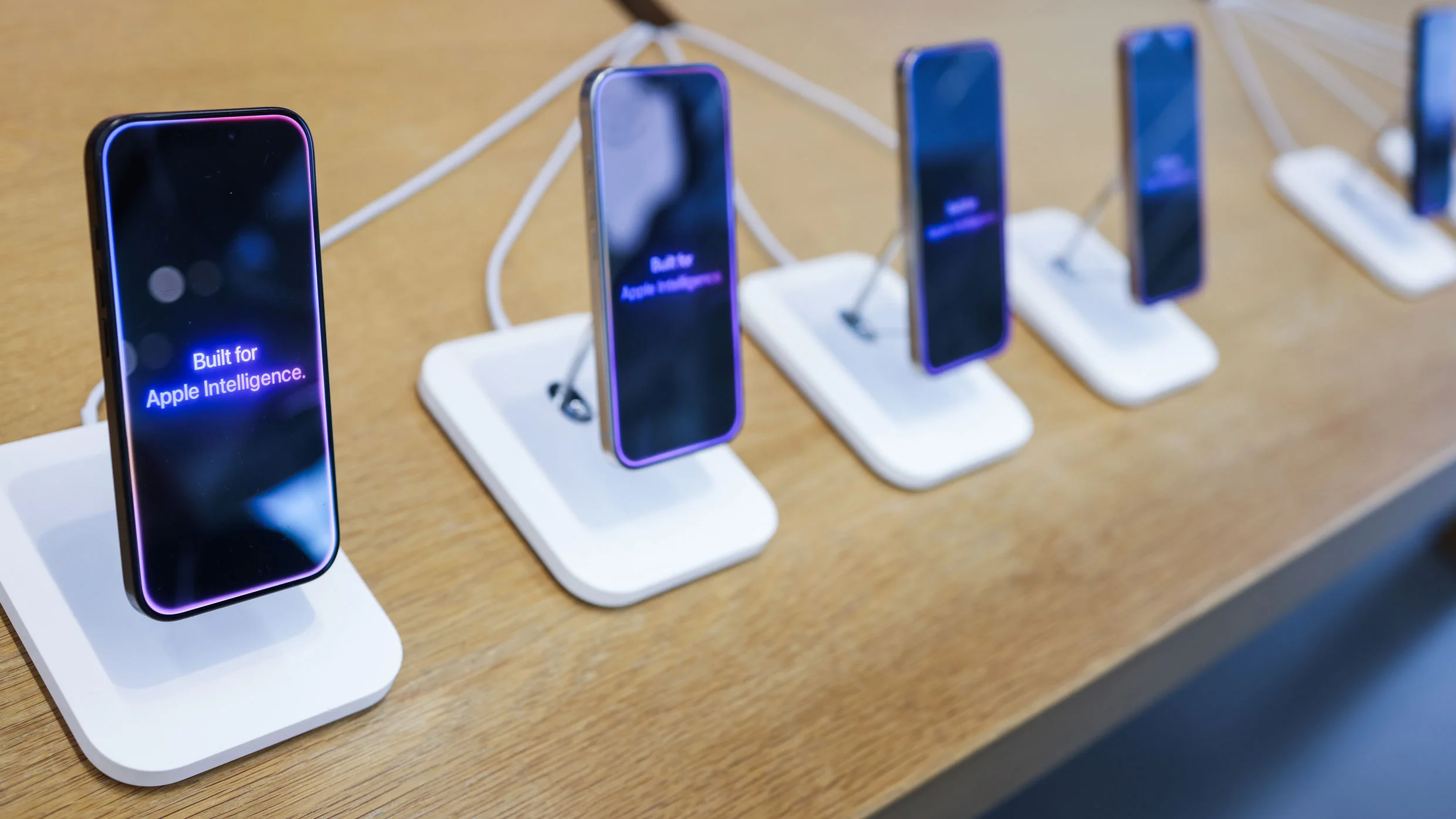 For Apple to make its AI era succeed, it has to get back to its roots