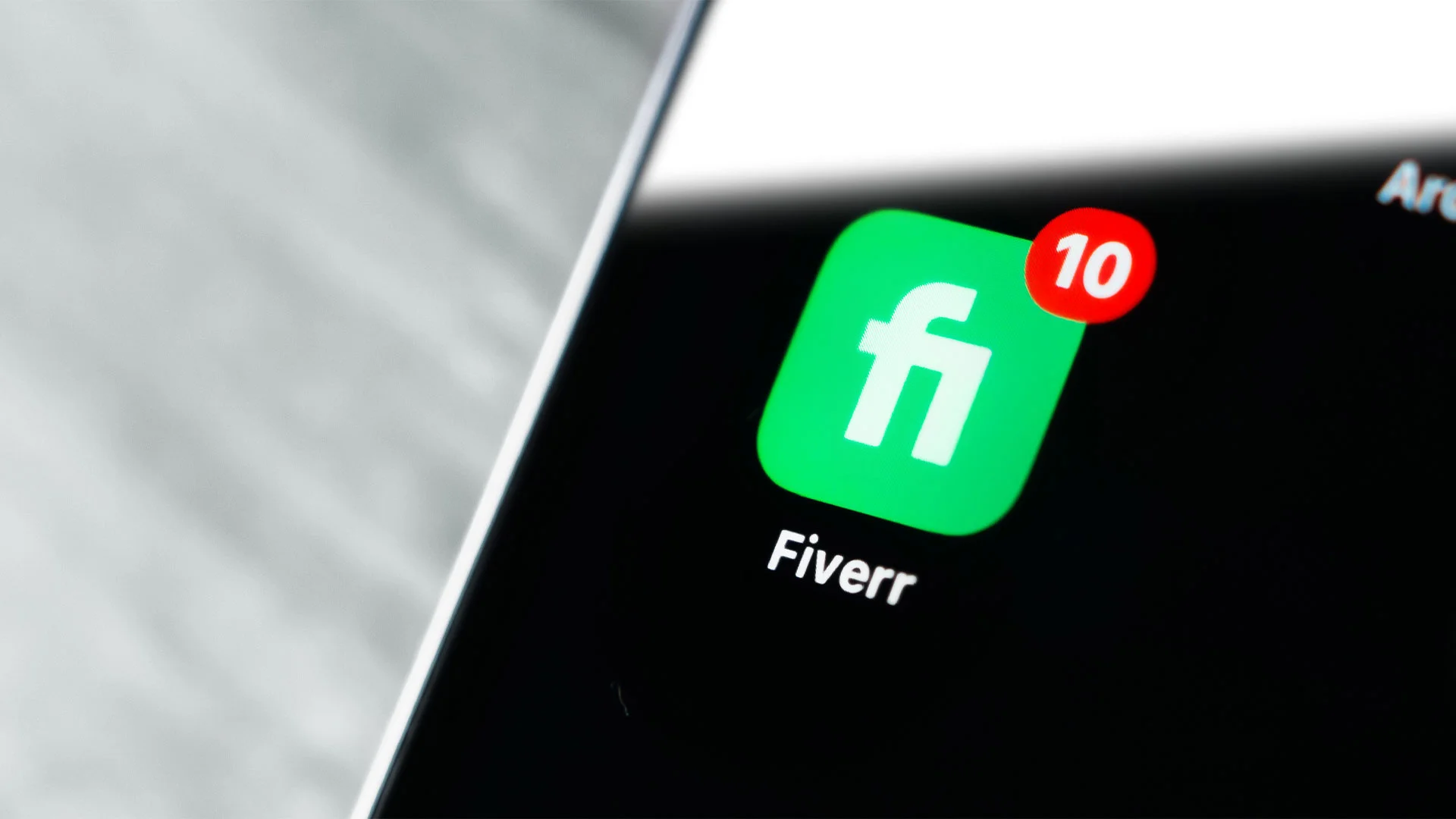 fastcompany.com - Jennifer Mattson - Fiverr stock today: Freelance marketplace's collapse proves AI is decimating the gig economy