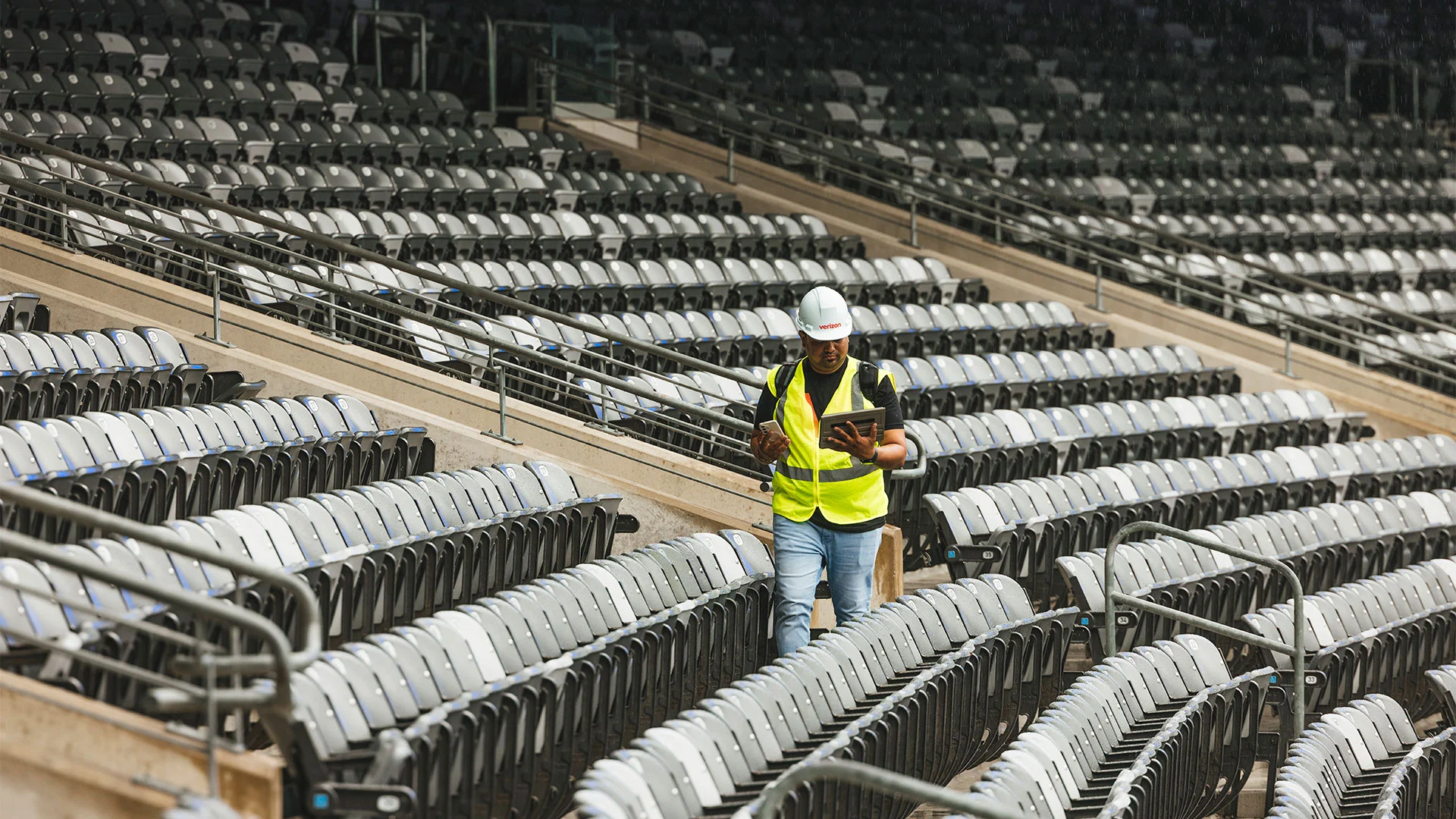fastcompany.com - Saleah Blancaflor - How Verizon is preparing for record-setting network spikes during the first-ever World Cup halftime show
