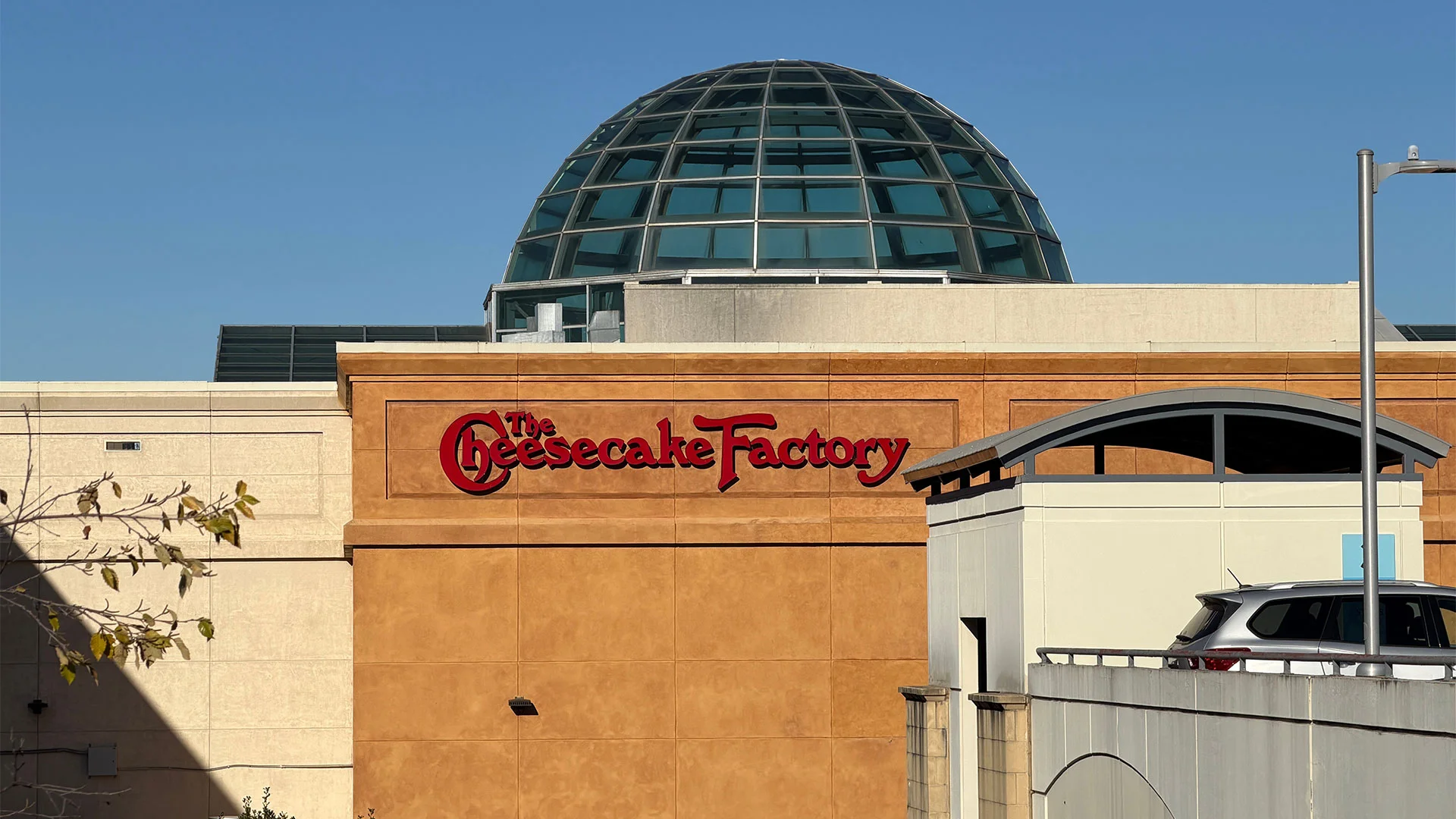 fastcompany.com - Jennifer Mattson - Surprisingly, Cheesecake Factory is one of the hottest food stocks right now. Here's why